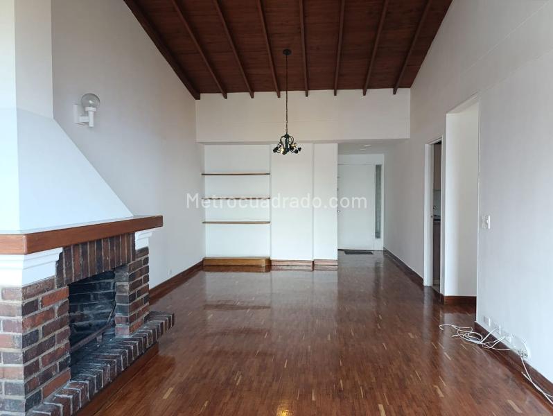 Apartamento de 3 Alcobas en El Poblado cerca de la Vía Principal - 3