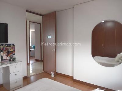 Apartamento de 3 alcobas en venta en El Poblado, Medellín, 187 m² · foto 11 de 20