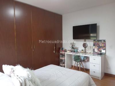 Apartamento de 3 alcobas en venta en El Poblado, Medellín, 187 m² · foto 12 de 20