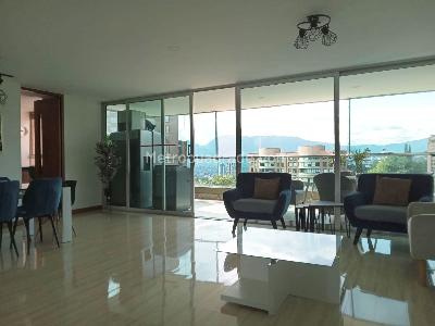 Apartamento de 3 alcobas en venta en El Poblado, Medellín, 187 m² · foto 3 de 20