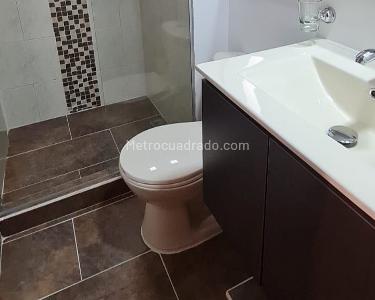 Apartamento de 3 alcobas en arriendo en Los Balsos, Medellín, 70 m² · foto 9 de 10