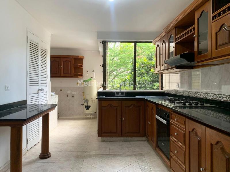 3BR Apartment in EL POBLADO (220 m²) - 4