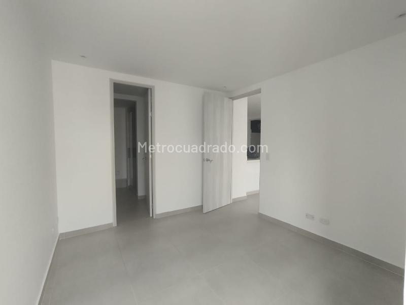 2BR Apartment for Rent in El Poblado, Gated Community - 6