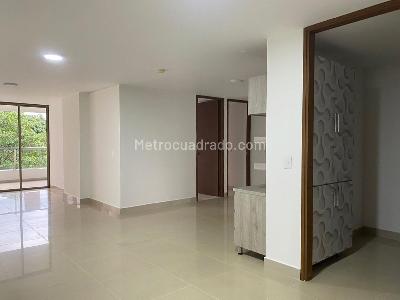 Apartamento en arriendo en Envigado, Envigado · foto 2 de 18
