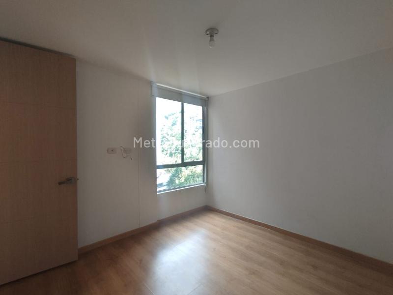 Moderno Apartamento de 3 Alcobas en El Poblado - 8