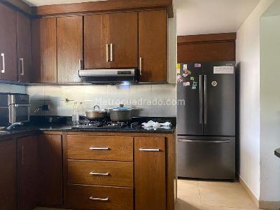 Casa de 4 alcobas en venta en Envigado, Envigado, 275 m² · foto 5 de 20