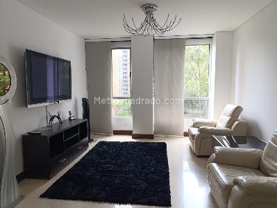 Apartamento de 3 alcobas en arriendo en El Poblado, Medellín, 263 m² · foto 7 de 18