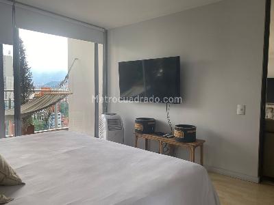 Apartamento de 2 alcobas en arriendo en El Poblado, Medellín, 109 m² · foto 12 de 19