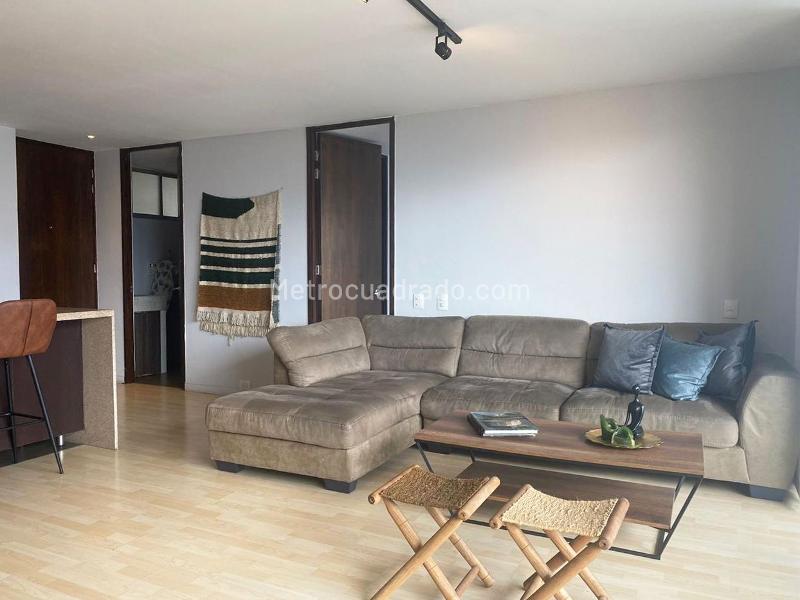 Apartamento Amoblado de 2 Alcobas Cerca al Transporte Público en El Poblado - 3