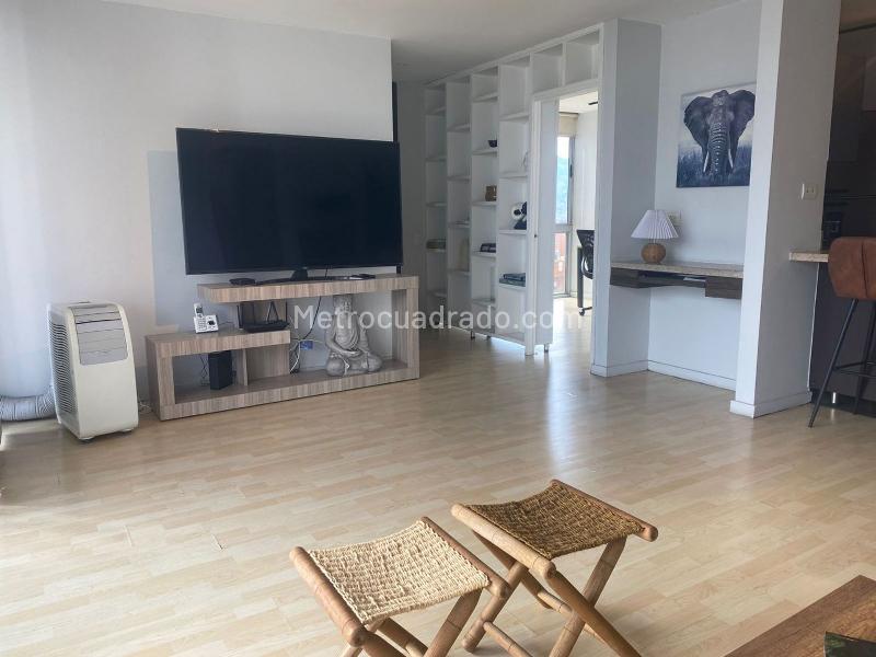 Apartamento Amoblado de 2 Alcobas Cerca al Transporte Público en El Poblado - 6