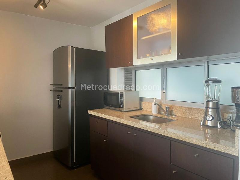 Apartamento Amoblado de 2 Alcobas Cerca al Transporte Público en El Poblado - 7