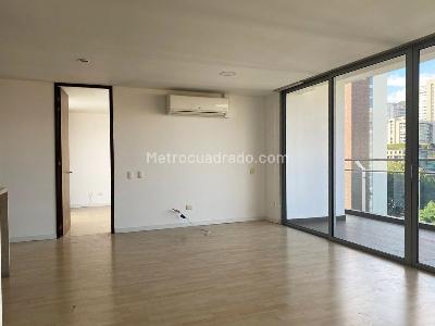 Apartamento de 2 alcobas en arriendo en Alejandría, Medellín, 104 m² · foto 2 de 19
