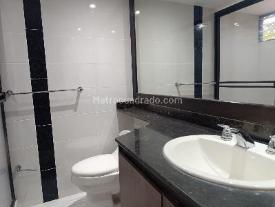 Apartamento de 4 alcobas en arriendo en San Lucas, Medellín, 200 m² · foto 17 de 20