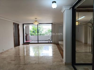 Apartamento de 4 alcobas en arriendo en San Lucas, Medellín, 200 m² · foto 4 de 20