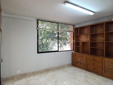Apartamento de 4 alcobas en arriendo en San Lucas, Medellín, 200 m² · foto 8 de 20