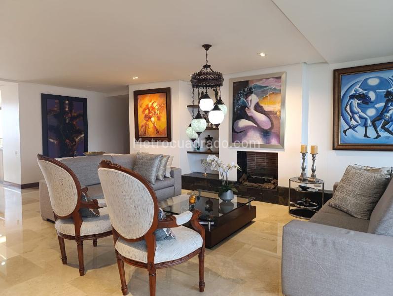 Apartamento Amoblado de 3 Alcobas en Zona Tranquila de El Poblado - 6