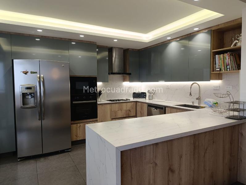 Apartamento Amoblado de 3 Alcobas en Zona Tranquila de El Poblado - 8