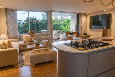 Apartamento de 2 alcobas en venta en El Poblado, Medellín, 140 m² · foto 6 de 16