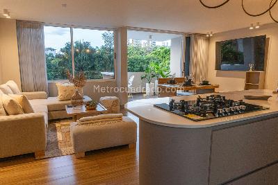 Apartamento de 2 alcobas en venta en El Poblado, Medellín, 140 m² · foto 7 de 16
