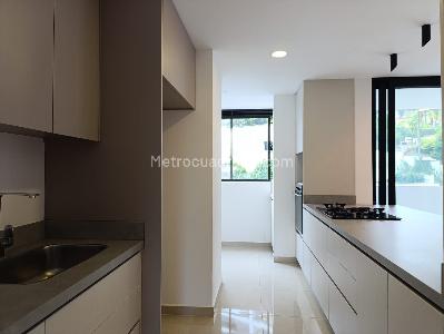 Apartamento de 3 alcobas en arriendo en El Tesoro, Medellín, 137 m² · foto 10 de 20