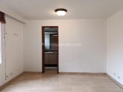 Apartamento de 3 alcobas en arriendo en El Tesoro, Medellín, 137 m² · foto 13 de 20