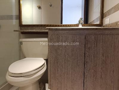Apartamento de 3 alcobas en arriendo en El Tesoro, Medellín, 137 m² · foto 19 de 20