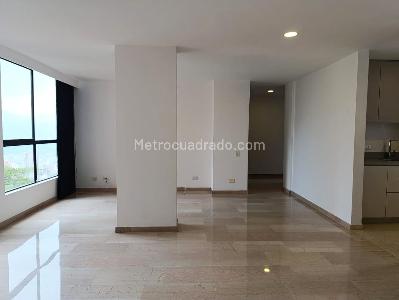 Apartamento de 3 alcobas en arriendo en El Tesoro, Medellín, 137 m² · foto 4 de 20