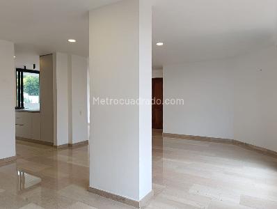 Apartamento de 3 alcobas en arriendo en El Tesoro, Medellín, 137 m² · foto 6 de 20