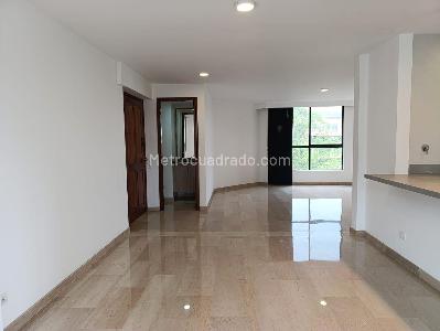 Apartamento de 3 alcobas en arriendo en El Tesoro, Medellín, 137 m² · foto 7 de 20