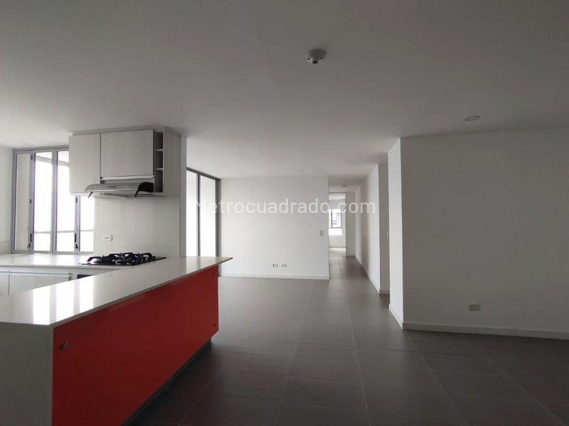 3BR Apartment in EL POBLADO (95 m²)