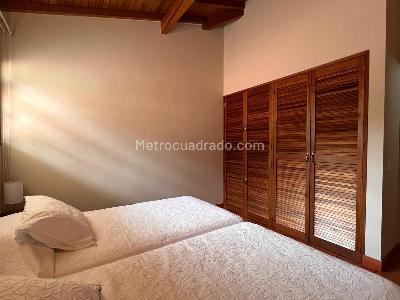 Casa de 3 alcobas en venta en Rionegro, Rionegro, 270 m² · foto 11 de 18