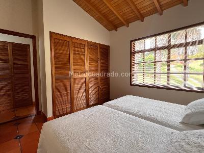 Casa de 3 alcobas en venta en Rionegro, Rionegro, 270 m² · foto 13 de 18