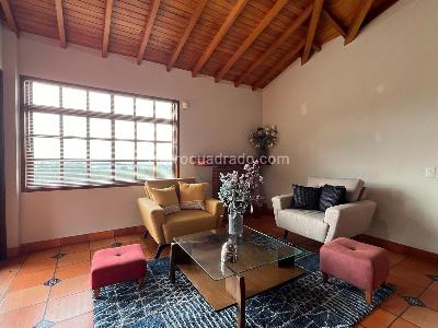 Casa de 3 alcobas en venta en Rionegro, Rionegro, 270 m² · foto 7 de 18