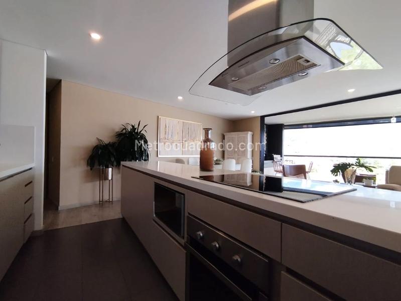 Apartamento Amoblado de 3 Alcobas en El Poblado - 7