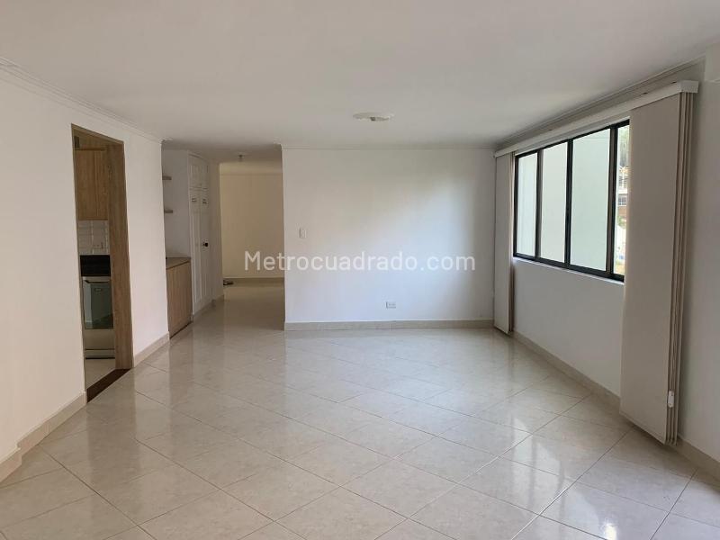 Spacious 4BR Apartment in El Poblado