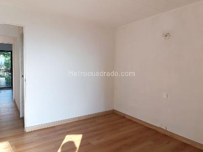 Apartamento de 3 alcobas en arriendo en El Poblado, Medellín, 65 m² · foto 5 de 15