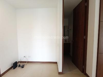 Apartamento en arriendo en El Poblado, Medellín · foto 11 de 20