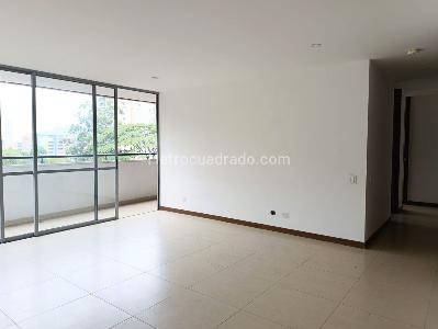 Apartamento en arriendo en El Poblado, Medellín · foto 4 de 20