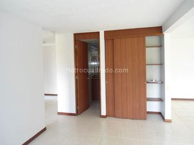 Apartamento de 2 alcobas en arriendo en El Poblado, Medellín, 100 m² · foto 14 de 18