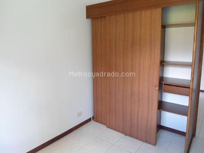 Apartamento de 2 alcobas en arriendo en El Poblado, Medellín, 100 m² · foto 9 de 18