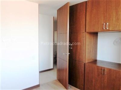 Apartamento de 3 alcobas en venta en El Poblado, Medellín, 105 m² · foto 10 de 15