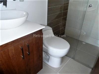 Apartamento de 3 alcobas en venta en El Poblado, Medellín, 105 m² · foto 14 de 15