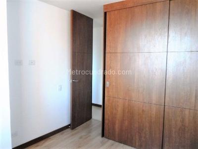 Apartamento de 3 alcobas en venta en El Poblado, Medellín, 105 m² · foto 8 de 15