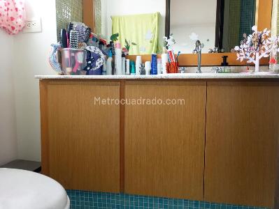 Apartamento de 3 alcobas en arriendo en Los Balsos, Medellín, 220 m² · foto 15 de 16