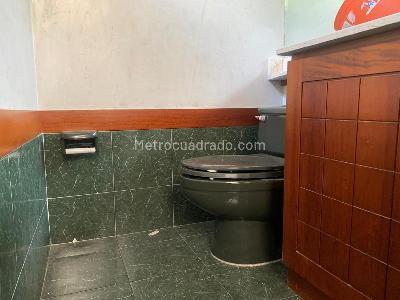 Casa en arriendo en El Poblado, Medellín · foto 13 de 15