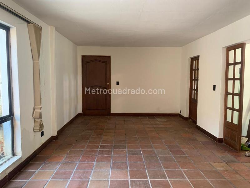 3BR House for Rent in El Poblado Closed Unit