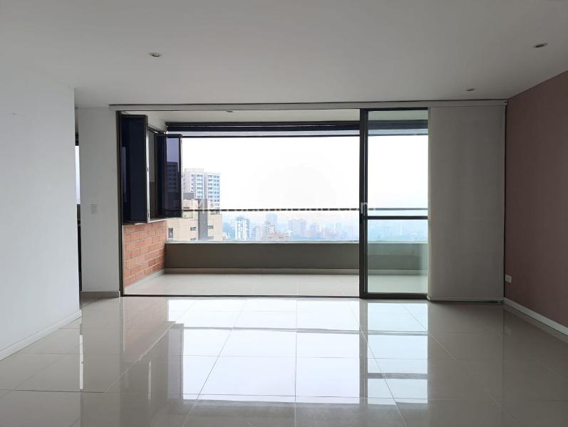2BR Apartment in EL POBLADO (90 m²)