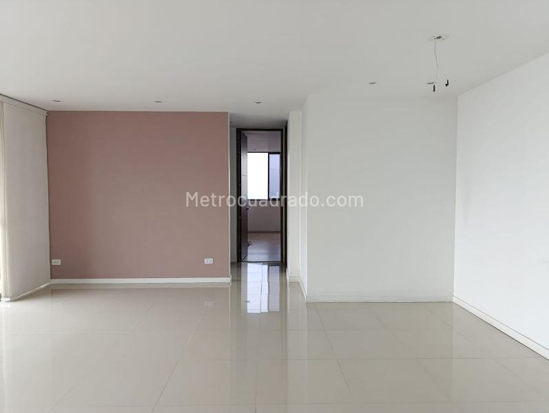 2BR Apartment in EL POBLADO (90 m²) - 3