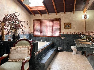Casa de 5 alcobas en venta en Rionegro, Rionegro, 550 m² · foto 16 de 18