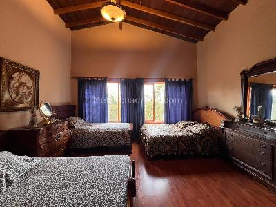 Casa de 5 alcobas en venta en Rionegro, Rionegro, 550 m² · foto 9 de 18